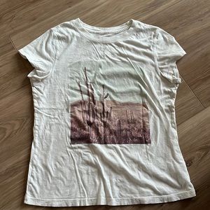 Graphic tee